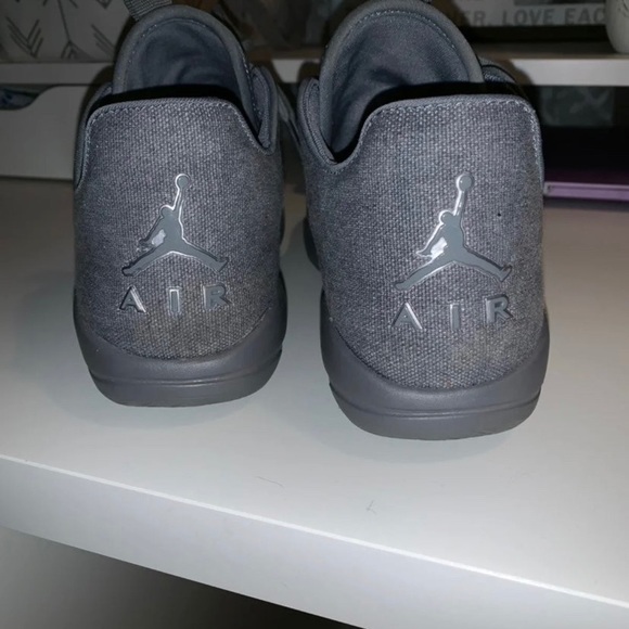 Jordan Eclipse - Picture 2 of 5